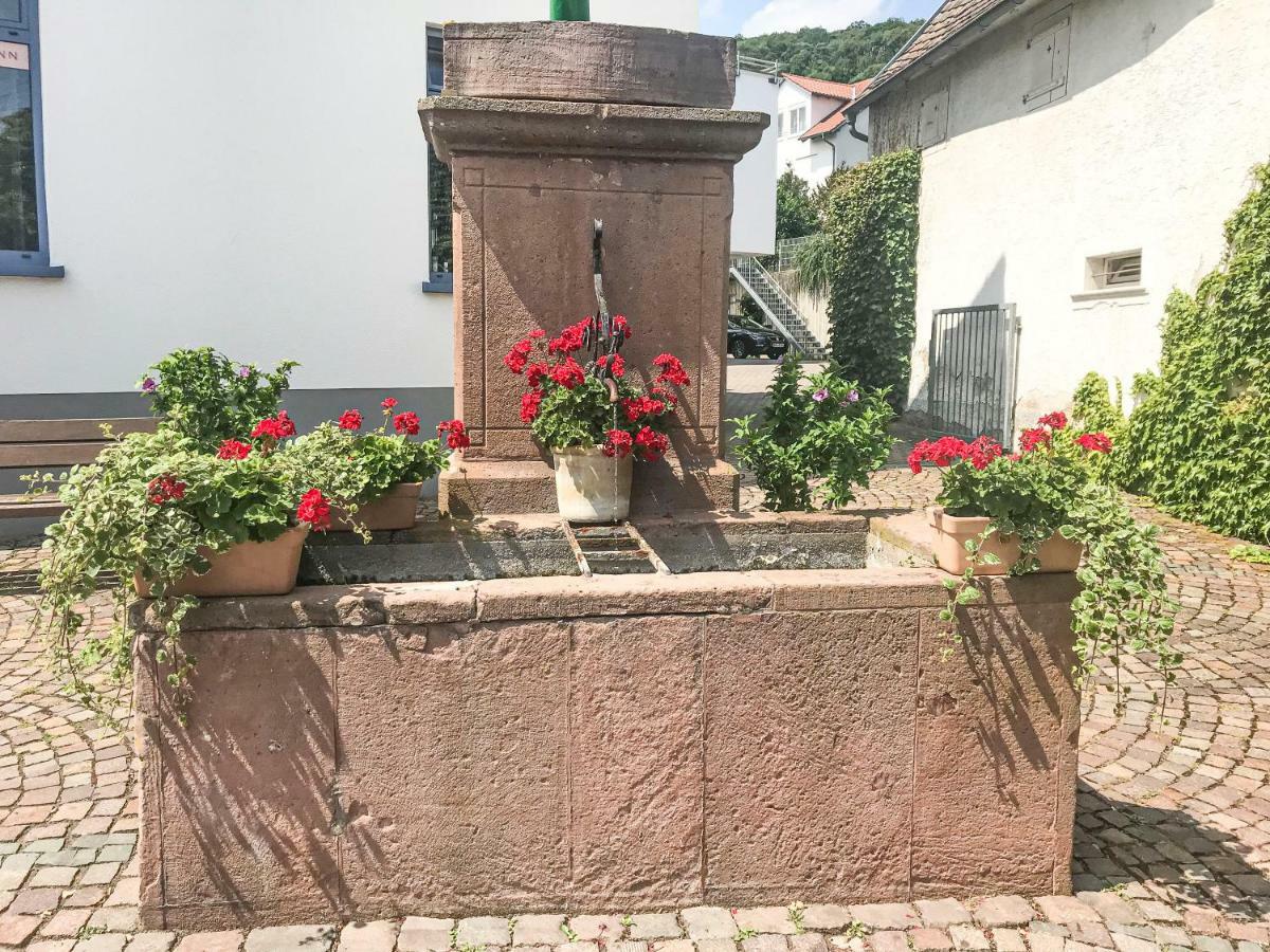 Apartamento Fuxbau Neustadt an der Weinstraße Exterior foto